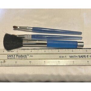 Cosmetic Makeup Brush Set of 3 Long Assorted Size Blue Handles W/gold New